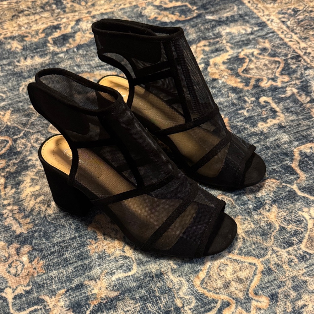 Women's Black Mesh Peep-Toe Block Heel Sandals